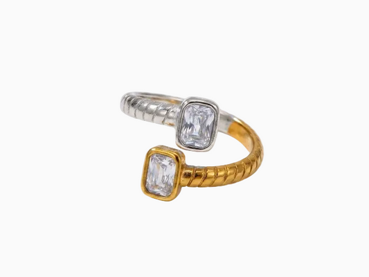 Intercolor Ring